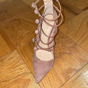 Gianvito Rossi size 40 Heels with Heel Tips, Dust Bag and Box